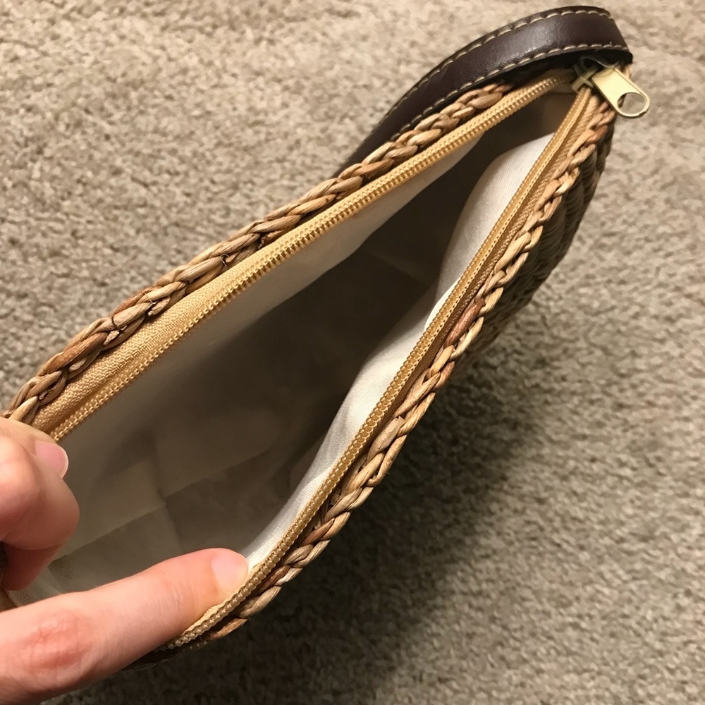 Straw Shoulder Bag NWOT - Picture 4 of 5